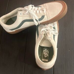 Vans old skool low men’s 10.5